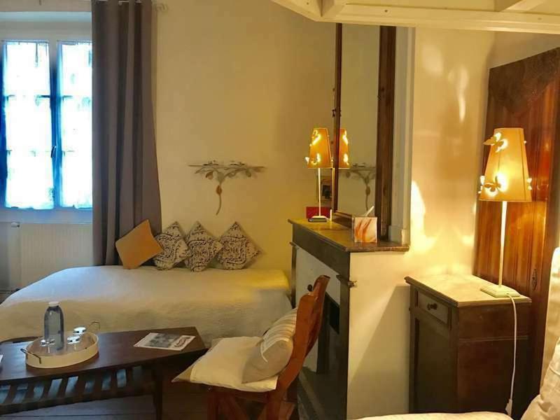 B&B Le Miroir Aux Fees Bordeaux Bagian luar foto