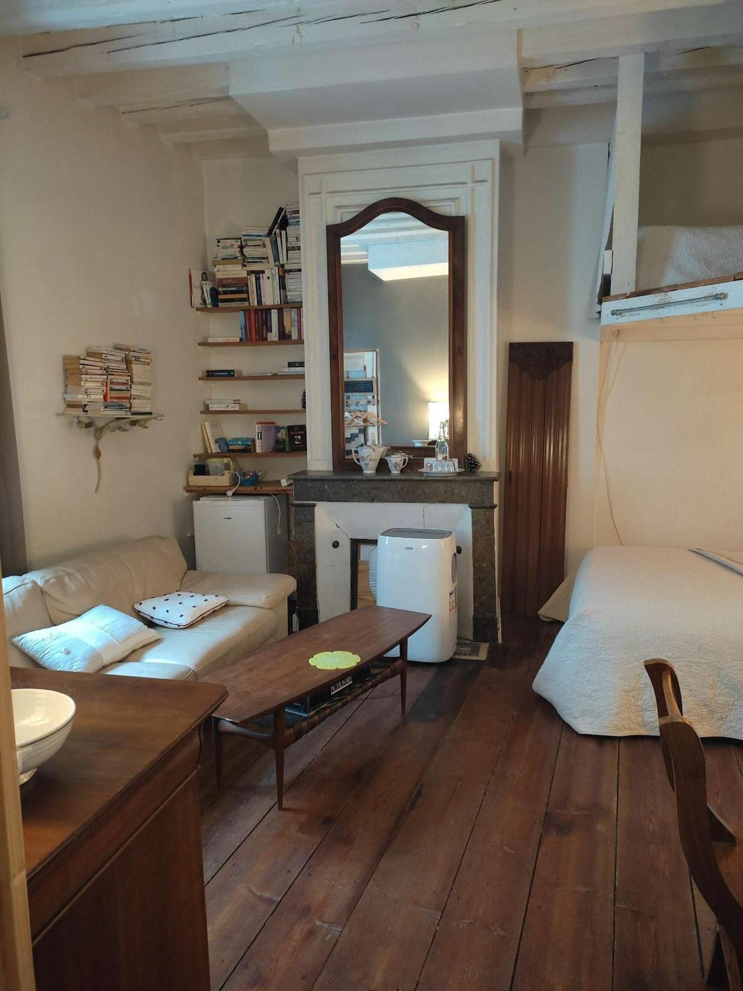 B&B Le Miroir Aux Fees Bordeaux Bagian luar foto